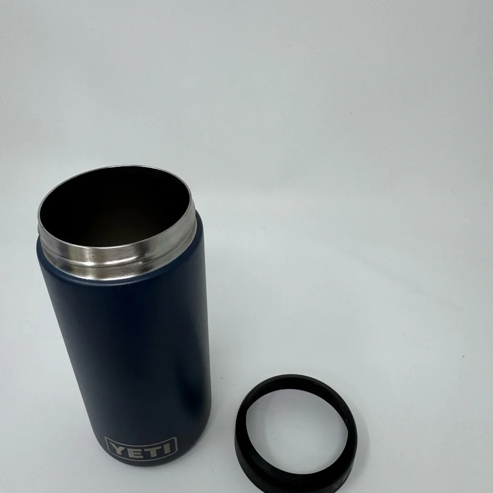 YETI Navy Matte Slim Can Colster‎